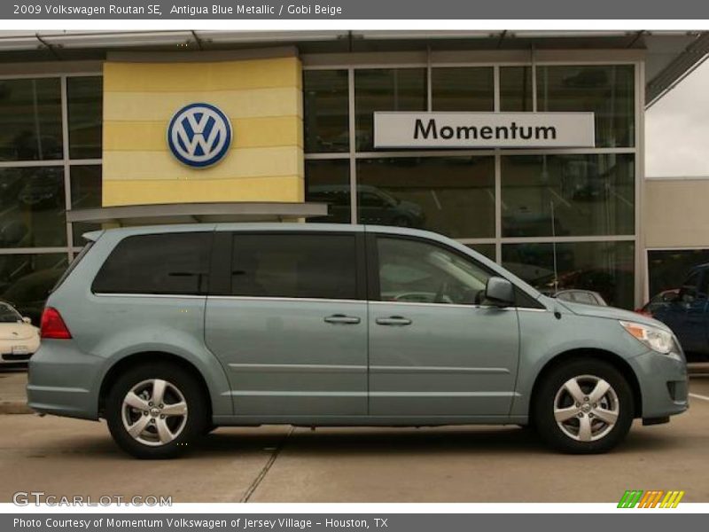 Antigua Blue Metallic / Gobi Beige 2009 Volkswagen Routan SE