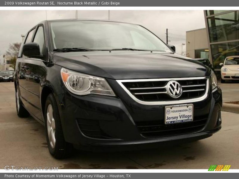 Nocturne Black Metallic / Gobi Beige 2009 Volkswagen Routan SE