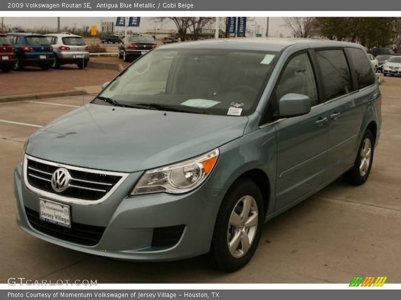 Antigua Blue Metallic / Gobi Beige 2009 Volkswagen Routan SE