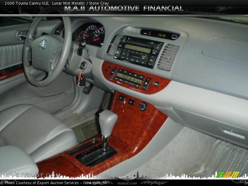 Lunar Mist Metallic / Stone Gray 2006 Toyota Camry XLE