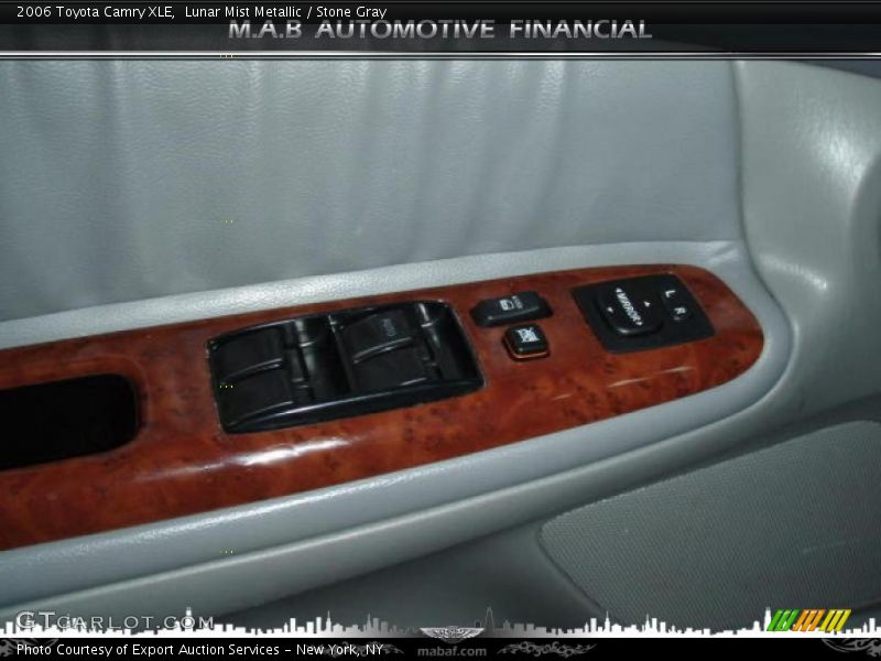 Lunar Mist Metallic / Stone Gray 2006 Toyota Camry XLE