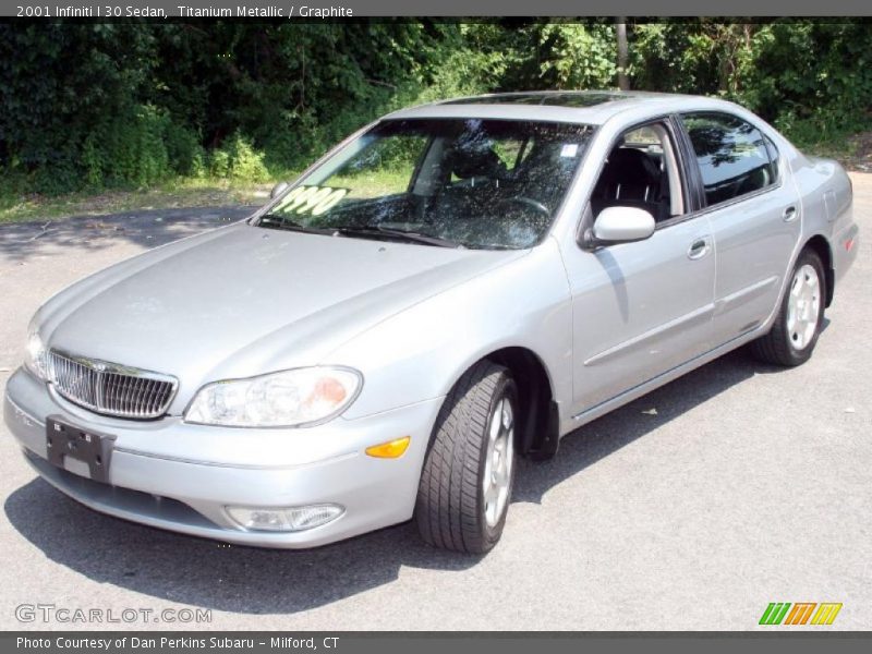 Titanium Metallic / Graphite 2001 Infiniti I 30 Sedan