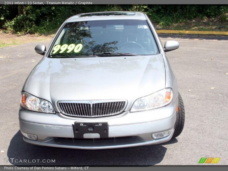 Titanium Metallic / Graphite 2001 Infiniti I 30 Sedan