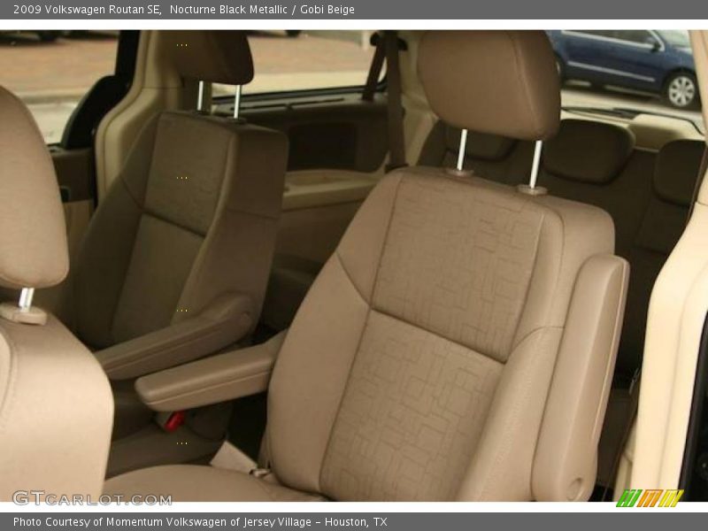 Nocturne Black Metallic / Gobi Beige 2009 Volkswagen Routan SE