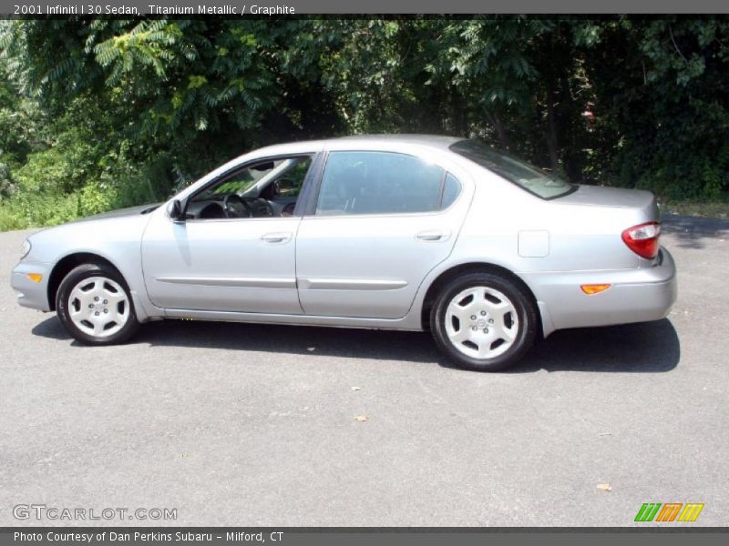 Titanium Metallic / Graphite 2001 Infiniti I 30 Sedan