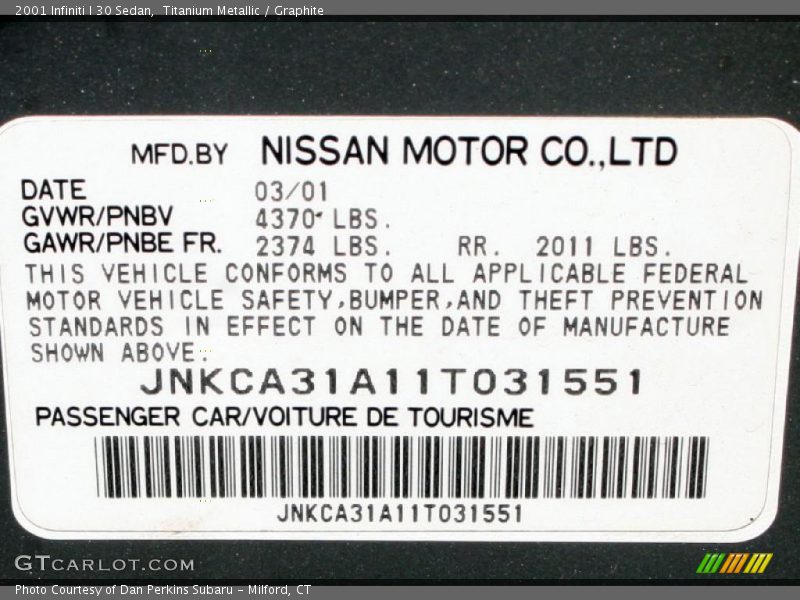 Titanium Metallic / Graphite 2001 Infiniti I 30 Sedan