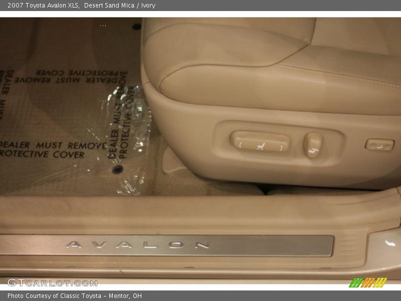 Desert Sand Mica / Ivory 2007 Toyota Avalon XLS
