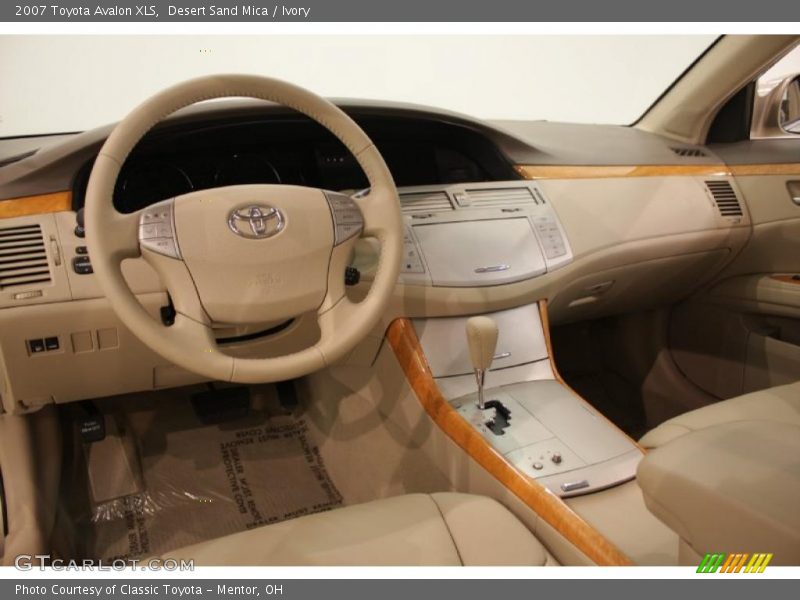 Desert Sand Mica / Ivory 2007 Toyota Avalon XLS