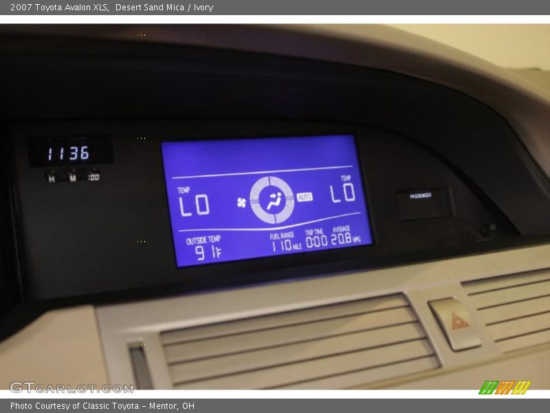 Desert Sand Mica / Ivory 2007 Toyota Avalon XLS