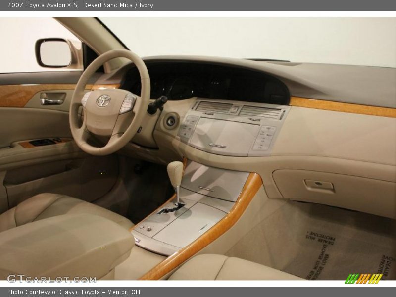 Desert Sand Mica / Ivory 2007 Toyota Avalon XLS