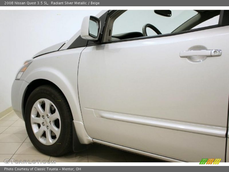 Radiant Silver Metallic / Beige 2008 Nissan Quest 3.5 SL