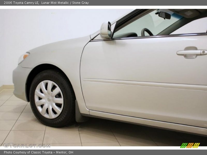 Lunar Mist Metallic / Stone Gray 2006 Toyota Camry LE