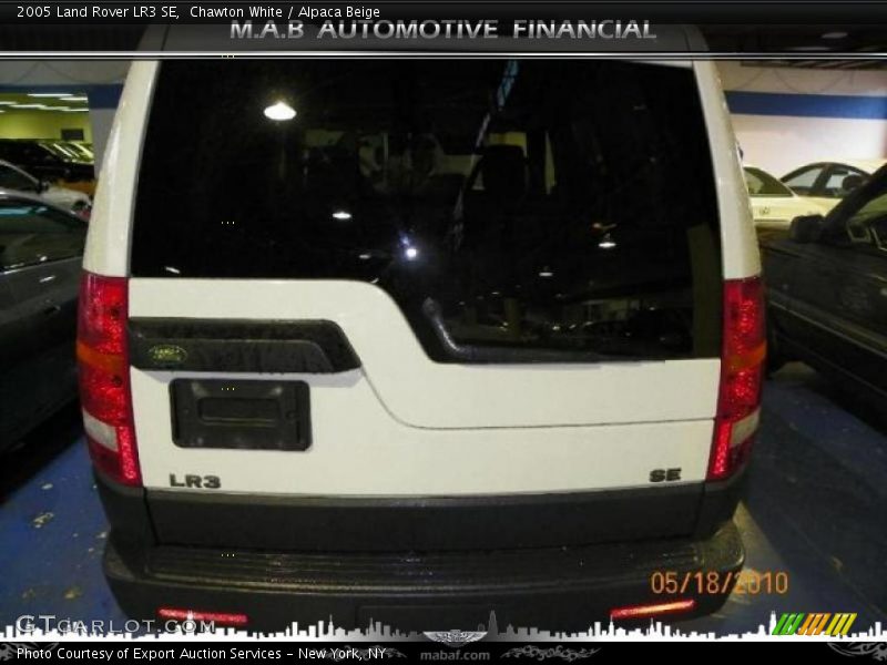 Chawton White / Alpaca Beige 2005 Land Rover LR3 SE