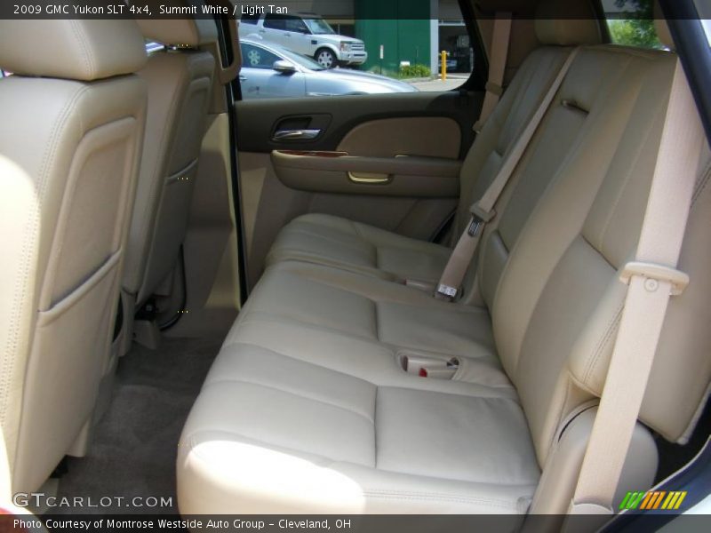 Summit White / Light Tan 2009 GMC Yukon SLT 4x4