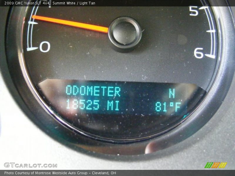 Summit White / Light Tan 2009 GMC Yukon SLT 4x4