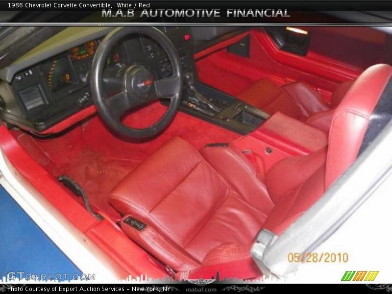 White / Red 1986 Chevrolet Corvette Convertible