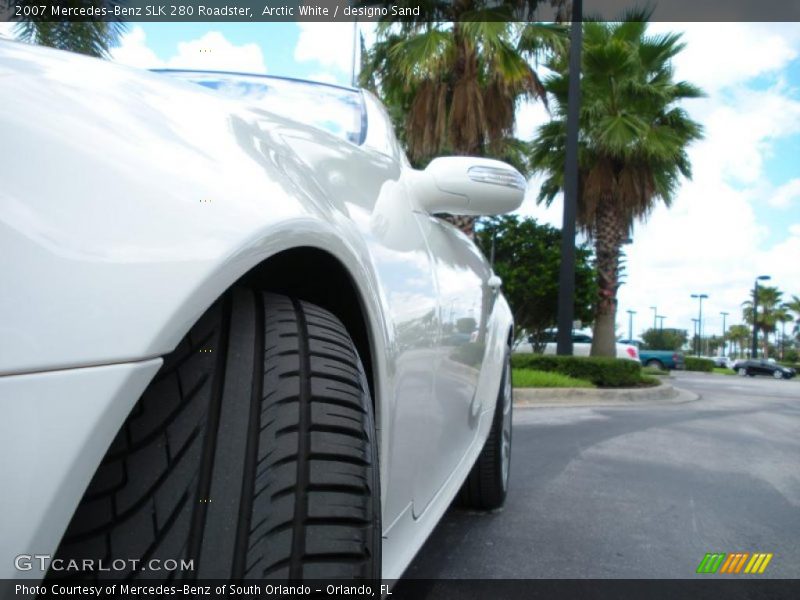 Arctic White / designo Sand 2007 Mercedes-Benz SLK 280 Roadster