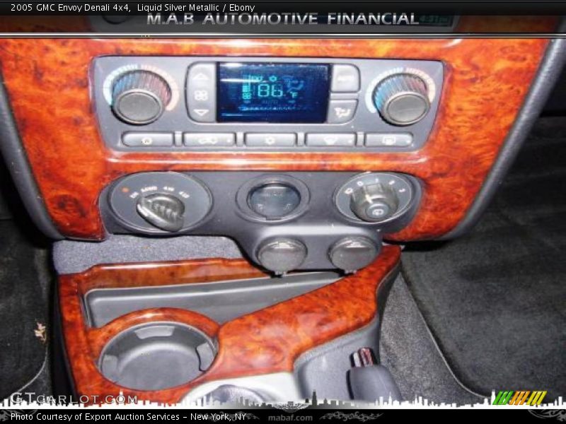 Liquid Silver Metallic / Ebony 2005 GMC Envoy Denali 4x4