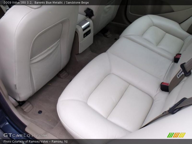 Barents Blue Metallic / Sandstone Beige 2009 Volvo S80 3.2