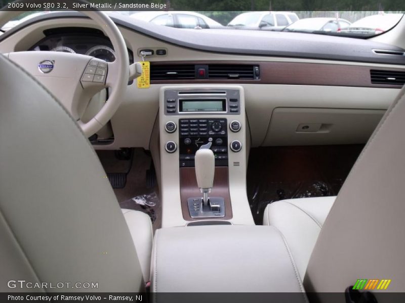 Silver Metallic / Sandstone Beige 2009 Volvo S80 3.2