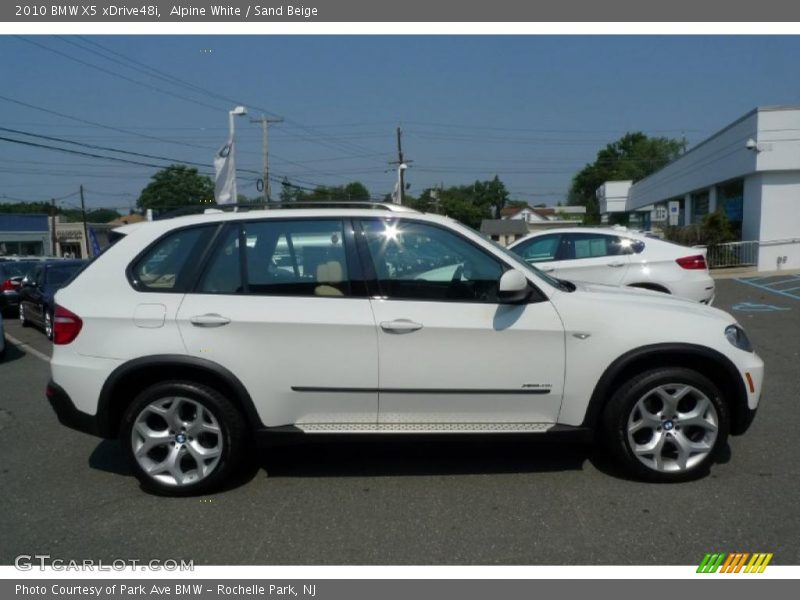 Alpine White / Sand Beige 2010 BMW X5 xDrive48i