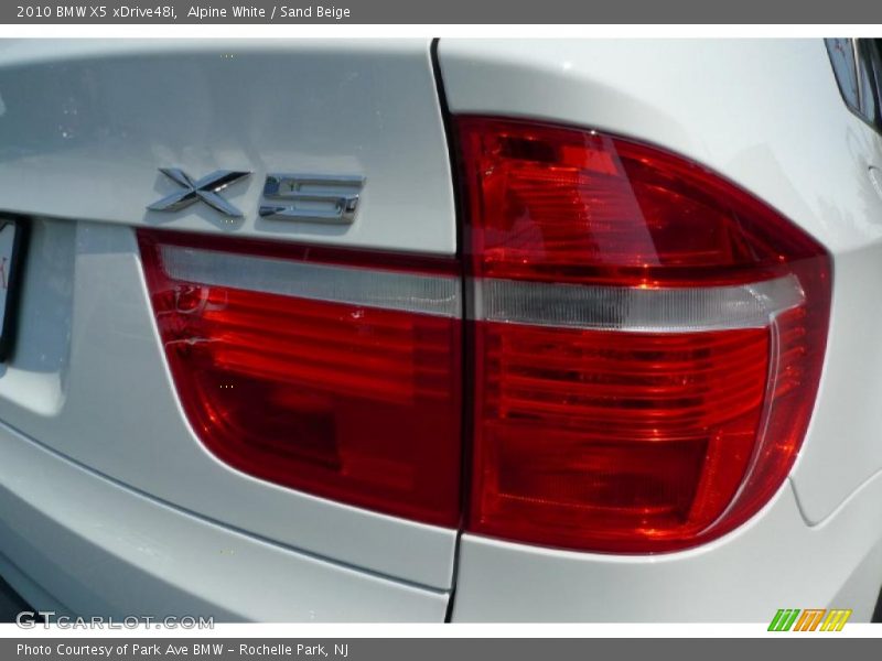 Alpine White / Sand Beige 2010 BMW X5 xDrive48i