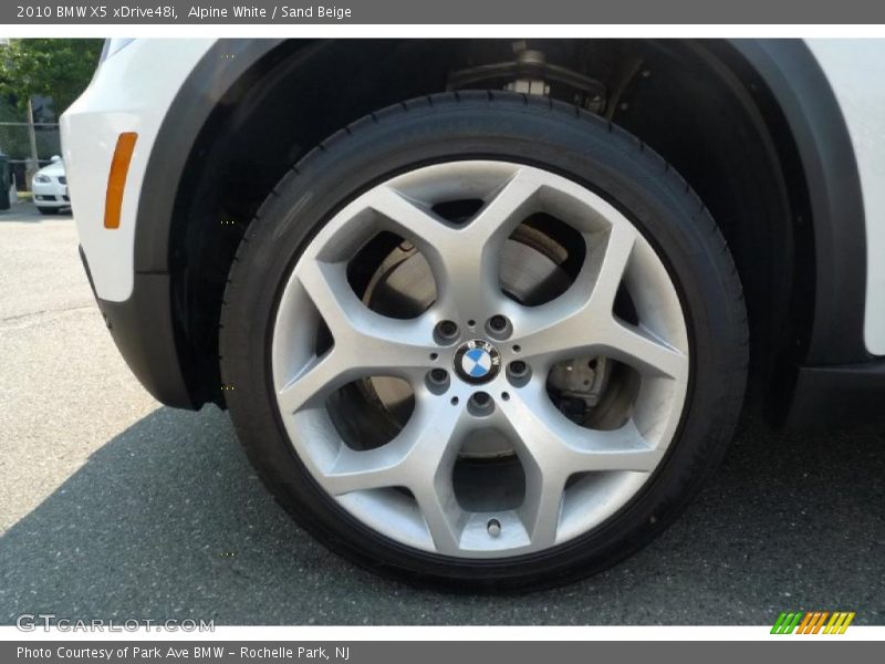 Alpine White / Sand Beige 2010 BMW X5 xDrive48i