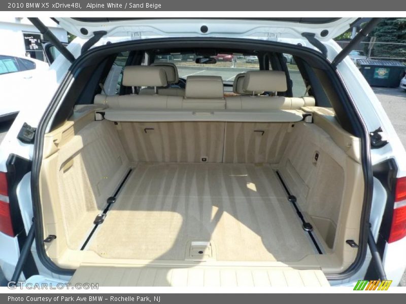 Alpine White / Sand Beige 2010 BMW X5 xDrive48i