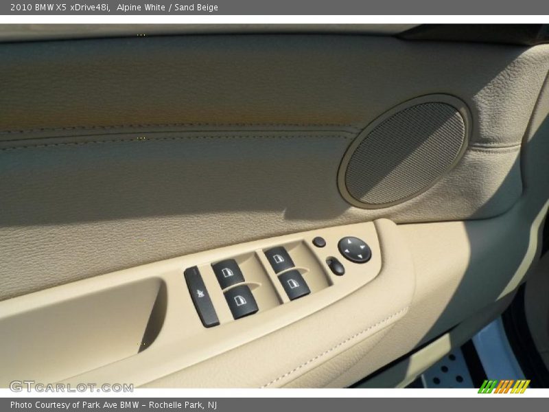 Alpine White / Sand Beige 2010 BMW X5 xDrive48i