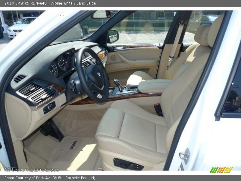 Alpine White / Sand Beige 2010 BMW X5 xDrive48i