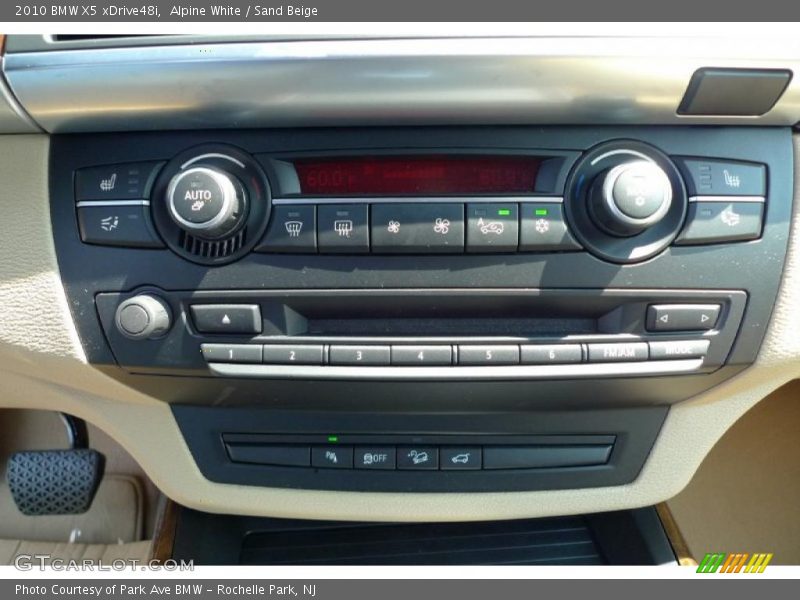 Alpine White / Sand Beige 2010 BMW X5 xDrive48i