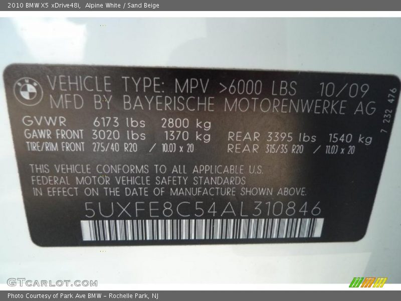 Alpine White / Sand Beige 2010 BMW X5 xDrive48i