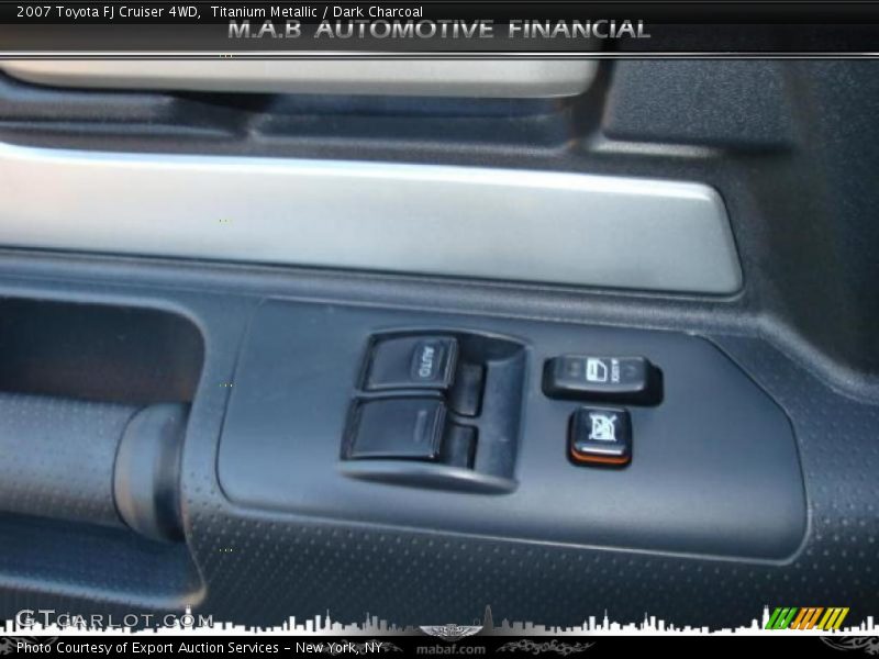 Titanium Metallic / Dark Charcoal 2007 Toyota FJ Cruiser 4WD