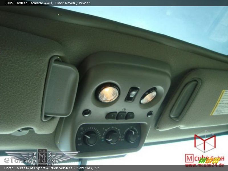 Black Raven / Pewter 2005 Cadillac Escalade AWD