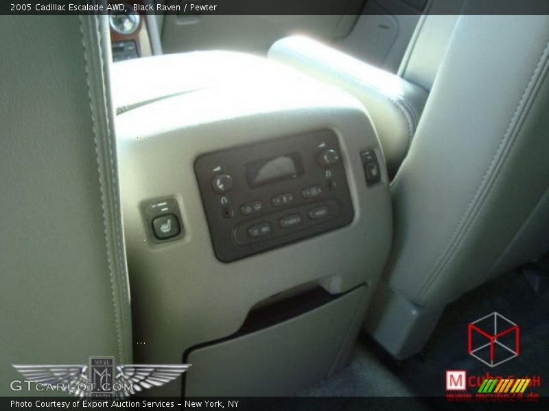 Black Raven / Pewter 2005 Cadillac Escalade AWD