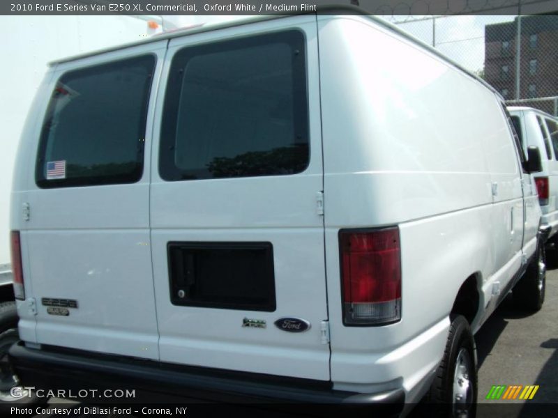 Oxford White / Medium Flint 2010 Ford E Series Van E250 XL Commericial