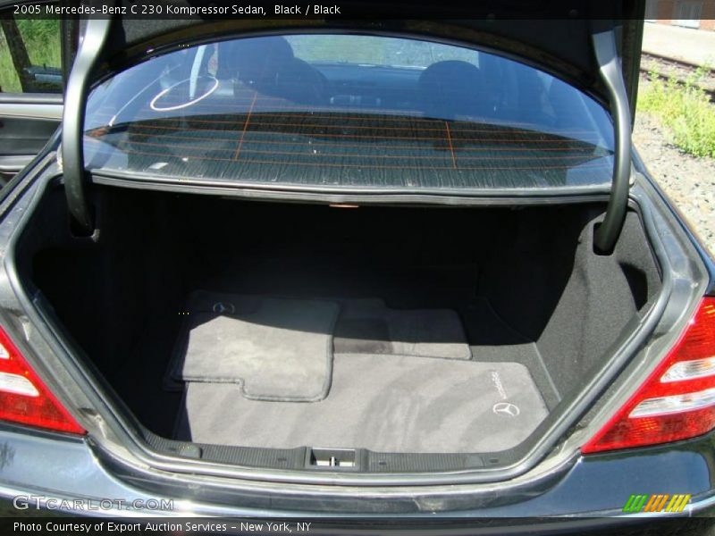 Black / Black 2005 Mercedes-Benz C 230 Kompressor Sedan