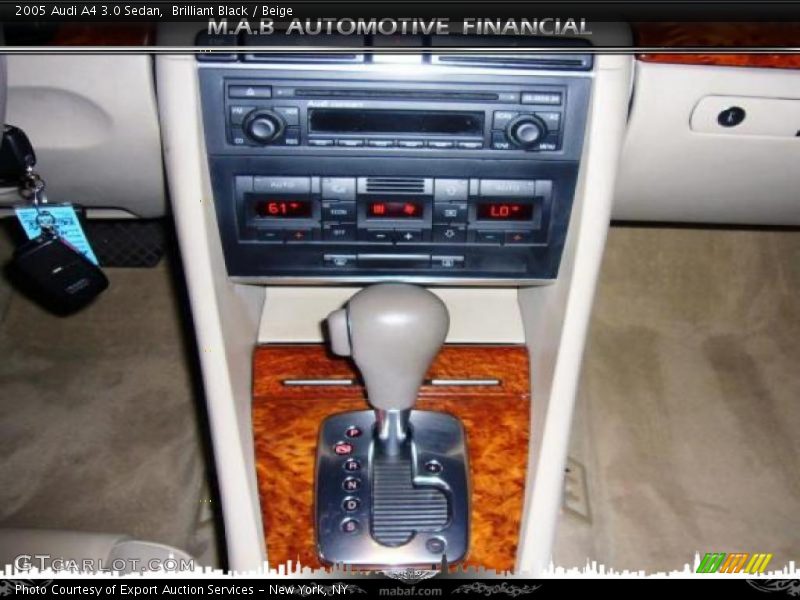 Brilliant Black / Beige 2005 Audi A4 3.0 Sedan
