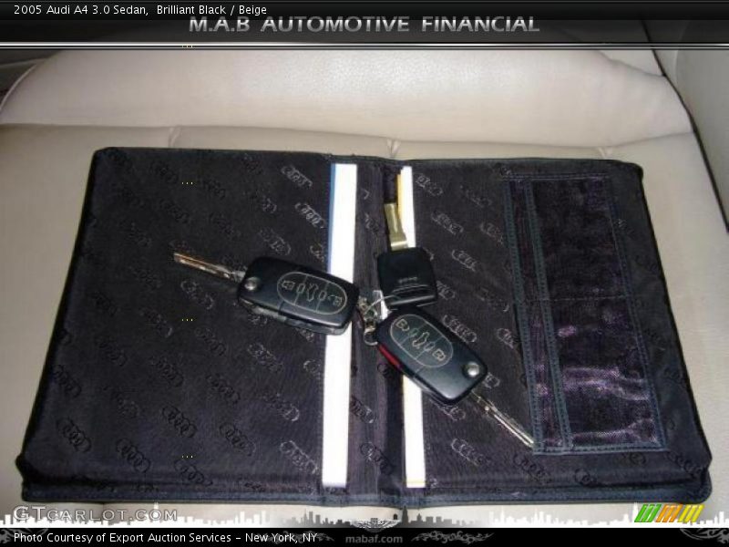 Brilliant Black / Beige 2005 Audi A4 3.0 Sedan