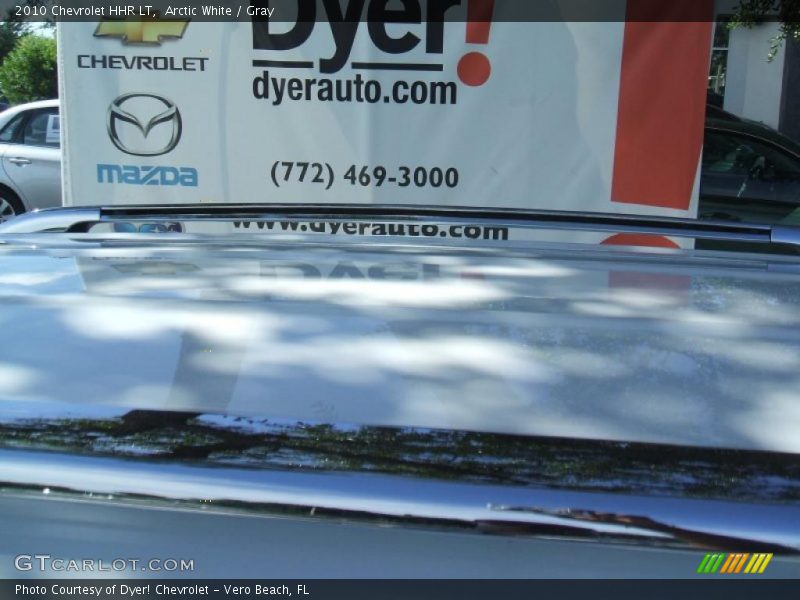 Arctic White / Gray 2010 Chevrolet HHR LT