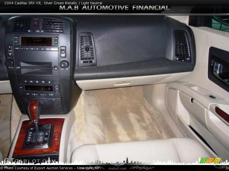 Silver Green Metallic / Light Neutral 2004 Cadillac SRX V8