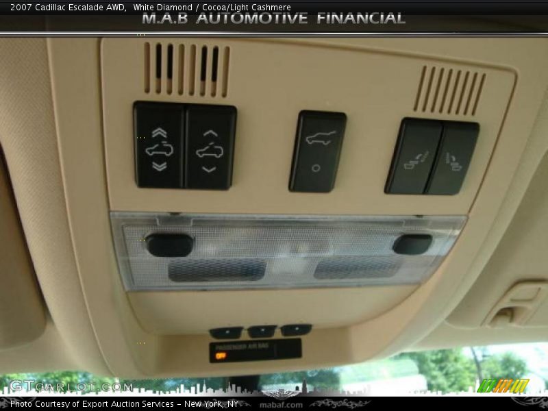 White Diamond / Cocoa/Light Cashmere 2007 Cadillac Escalade AWD