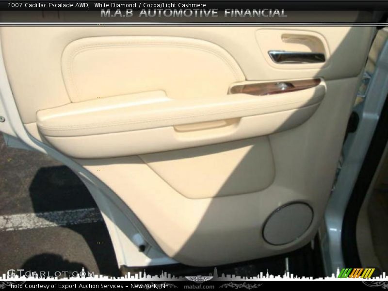 White Diamond / Cocoa/Light Cashmere 2007 Cadillac Escalade AWD