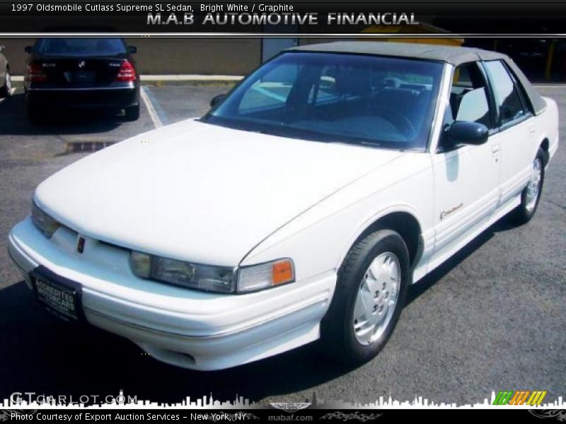 Bright White / Graphite 1997 Oldsmobile Cutlass Supreme SL Sedan