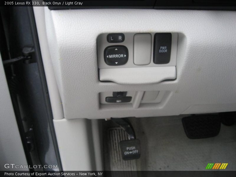 Black Onyx / Light Gray 2005 Lexus RX 330
