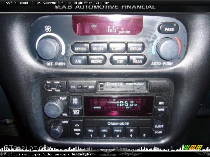 Bright White / Graphite 1997 Oldsmobile Cutlass Supreme SL Sedan