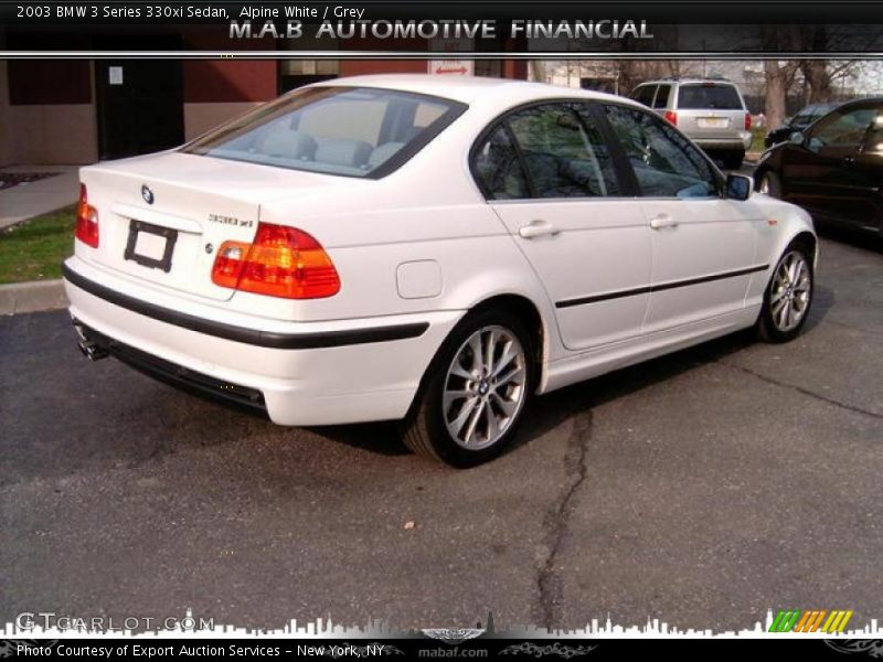 Alpine White / Grey 2003 BMW 3 Series 330xi Sedan