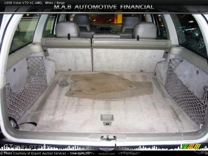 White / Beige 1998 Volvo V70 XC AWD