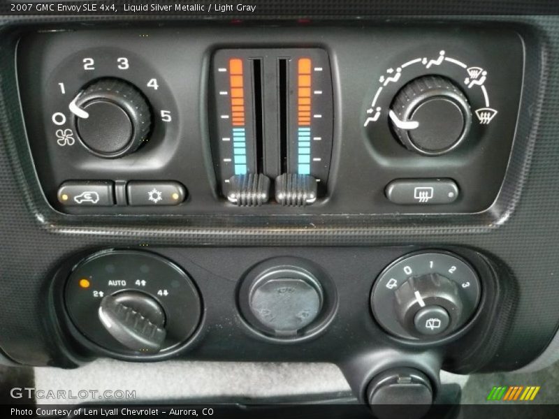 Liquid Silver Metallic / Light Gray 2007 GMC Envoy SLE 4x4