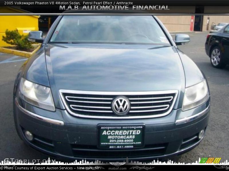 Petrol Pearl Effect / Anthracite 2005 Volkswagen Phaeton V8 4Motion Sedan